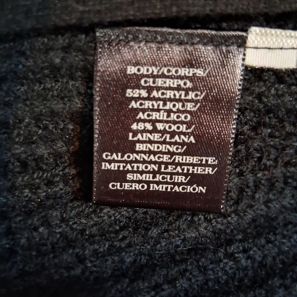 Ann Taylor Black Turtleneck Poncho With Pockets Medium - Picture 3 of 8